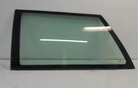 Volkswagen Golf IV Rear side window