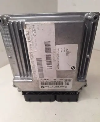 BMW 3 E90 E91 Engine control unit/module 0281012754 031173847 7799855