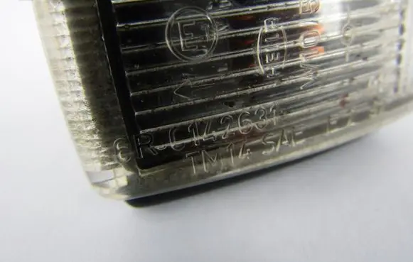 Volvo S70 V70 V70 XC Front fender indicator light 6R0142631