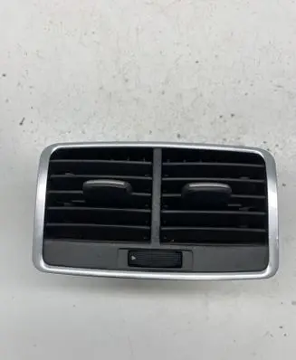 Rear air vent grill