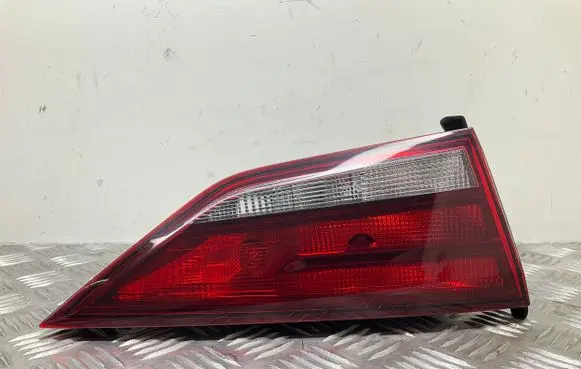 Audi A3 S3 8V Tailgate rear/tail lights 8V5945093G