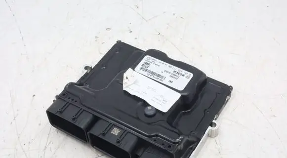 Renault Kadjar Engine control unit/module 237107894S