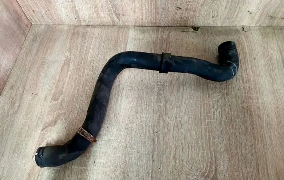 Ford Focus Engine coolant pipe/hose 8M5H8260BK