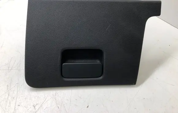 Volkswagen Golf VII Glove box 5G2857924PAIEKAPAGALKOD