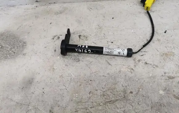 BMW 2 F46 Pedestrian airbag 7348855