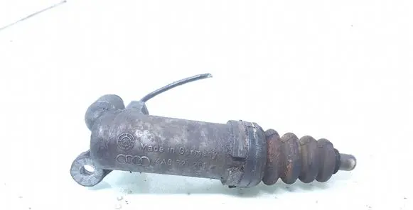 Clutch slave cylinder