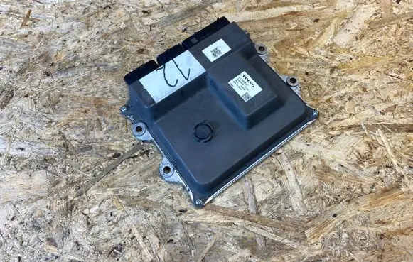 Volvo XC60 Engine control unit/module 31459637