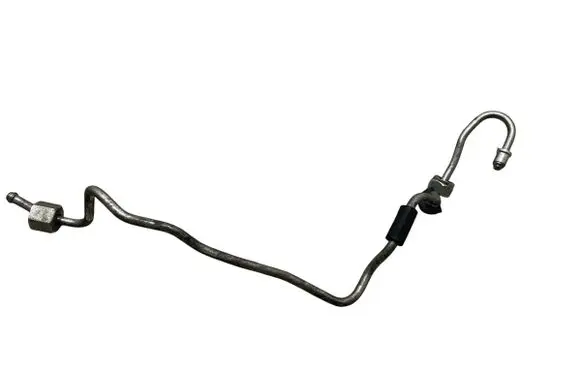 Fuel injector supply line/pipe