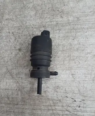 Audi A4 S4 B5 8D Windscreen/windshield washer pump PA6GBGF30