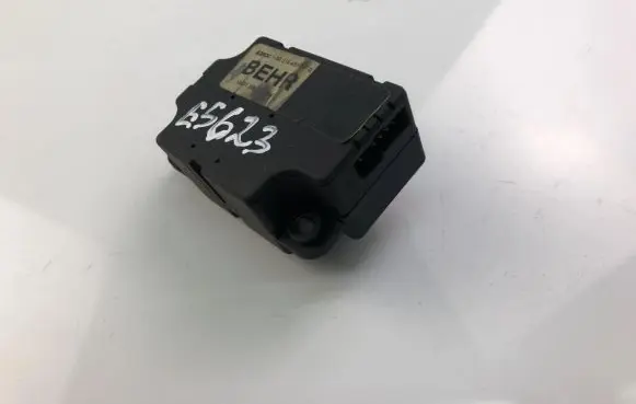 Intake manifold valve actuator/motor