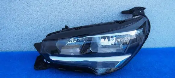Opel Corsa F Headlight/headlamp 9829465580