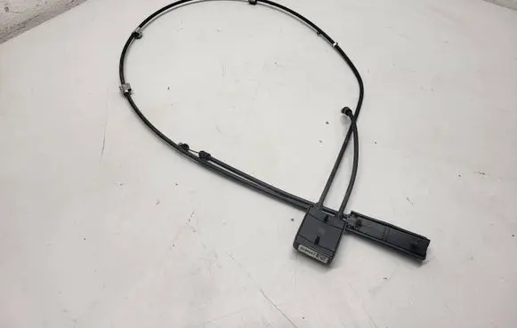 Engine bonnet/hood lock release cable