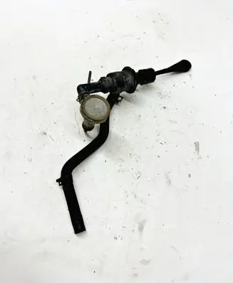 KIA Sportage Clutch master cylinder 74590