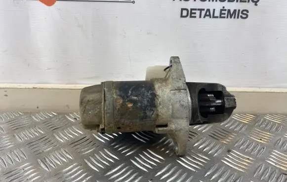Subaru Forester SG Starter motor 23300AA450 M000T30471