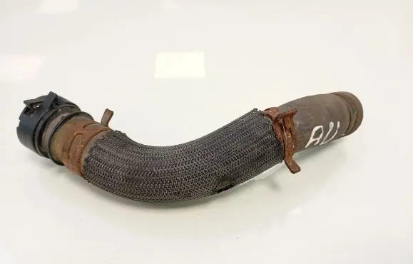 Peugeot 508 RXH Engine coolant pipe/hose