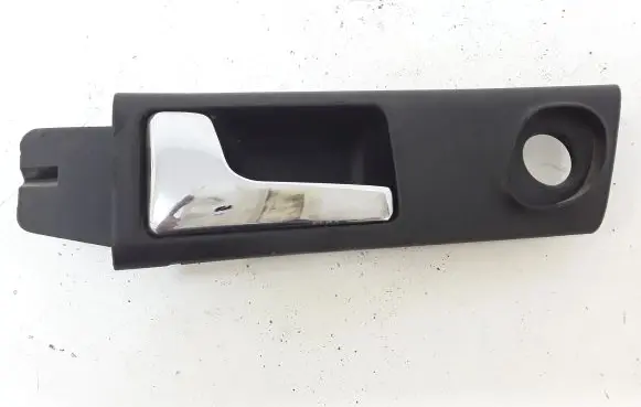 Audi A6 S6 C4 4A Rear door interior handle 4A0839019B