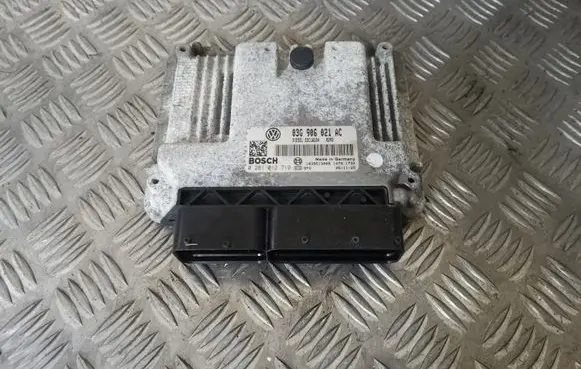 Volkswagen PASSAT B6 Engine control unit/module 0281012719 03G906021AC