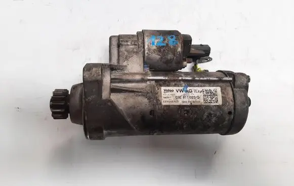 Audi Q3 8U Starter motor 02E911023Q