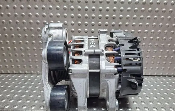 Fiat Panda III Generator/alternator S27624468 00522041910