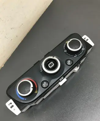 Renault Megane III Climate control unit