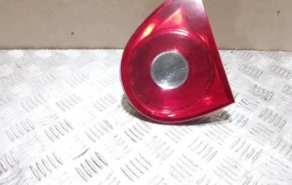 Volkswagen Golf V Tailgate rear/tail lights 1K6945094G 89031778