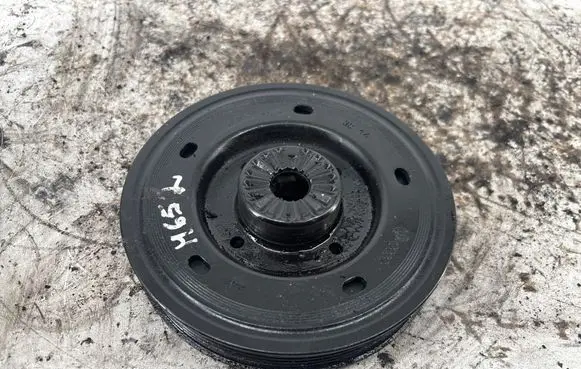 Skoda Octavia Mk3 (5E) Crankshaft pulley 06H105243L