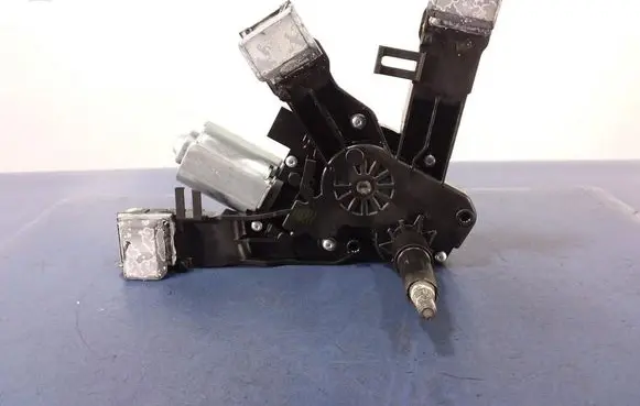 Citroen C4 II Picasso Rear window wiper motor 9819523180