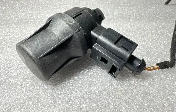 Audi A8 S8 D2 4D Accelerator pedal position sensor 4B0959897B