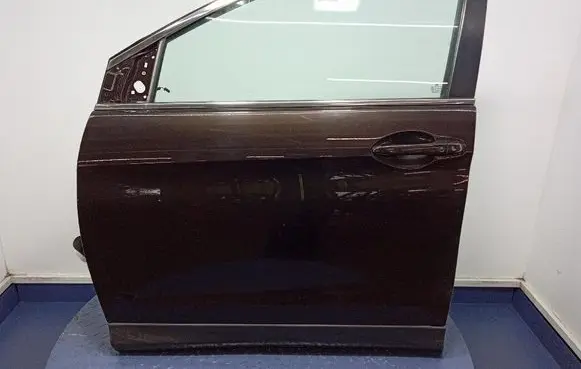 Honda CR-V Front door 