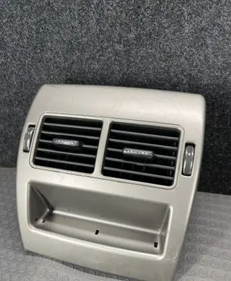 Jaguar XF X250 Rear air vent grill 8X235467446