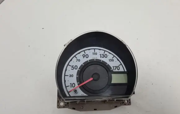 Peugeot 107 Speedometer (instrument cluster) 838000H011
