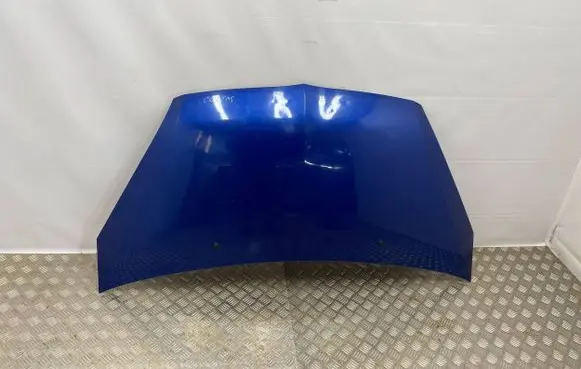 Mitsubishi Colt Engine cover (trim) 