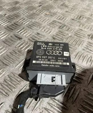 Audi A6 S6 C6 4F Light module LCM 5LA00837922 8P0907357C 00010050