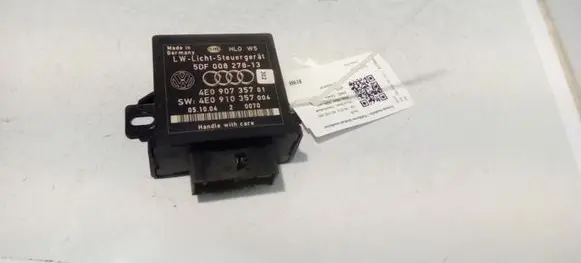 Audi A8 S8 D3 4E Light module LCM 5DF00827813 4E0907357 4E0910357