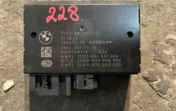 BMW 2 F45 Tow bar trailer control unit/module 6879427