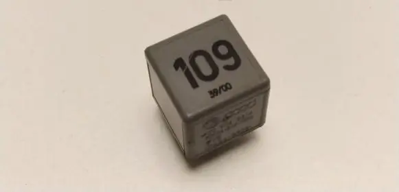 Skoda Octavia Mk1 (1U) Other relay