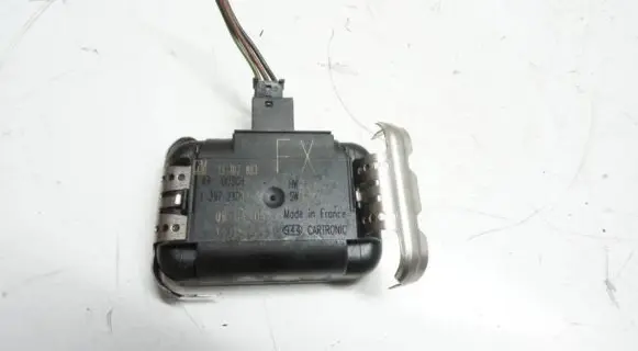 Opel Astra H Rain sensor 13107803
