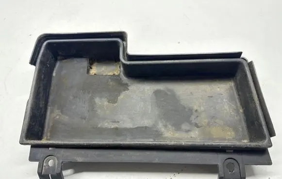 BMW 5 E34 Trunk/boot lower side trim panel 8193797