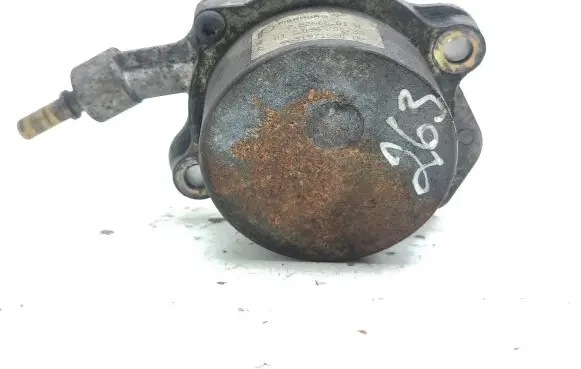 Peugeot 406 Vacuum pump 9631971580