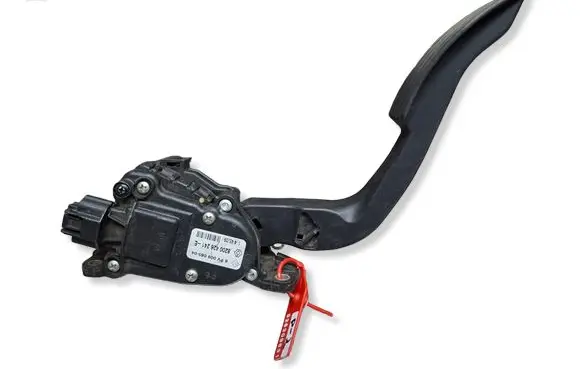 Renault Twingo II Accelerator throttle pedal S26309631 8200426241