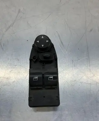 BMW 5 E60 E61 Electric window control switch 9132165 07W09K101