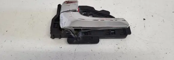 Hyundai ix35 Front door interior handle 82613