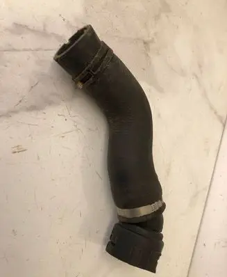 Audi A4 S4 B8 8K Gearbox oil cooler pipe/hose 