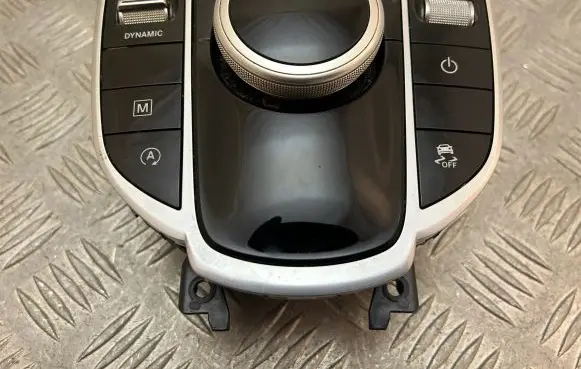 Mercedes-Benz GLC X253 C253 Head unit multimedia control A2059006115 A2539055700 A2539054900