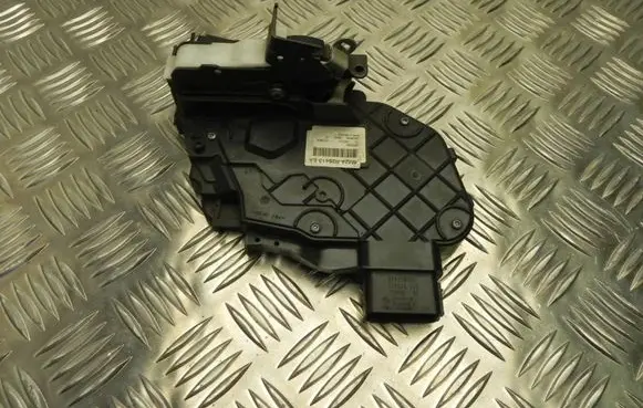 Ford S-MAX Rear door lock 6M2AR26413EA I7971