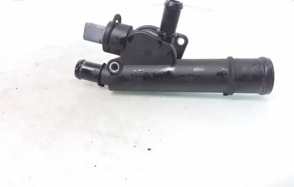 Audi A4 S4 B7 8E 8H Engine coolant pipe/hose 038121132D