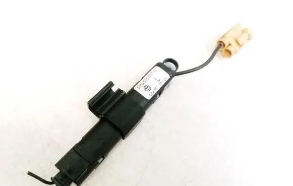 Antenna control unit