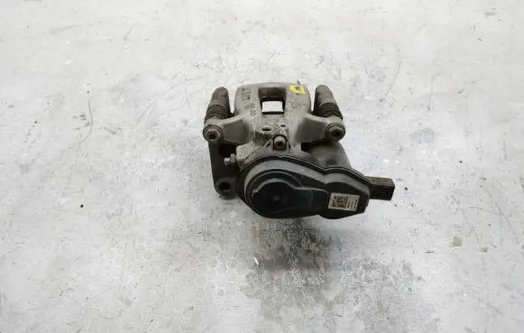 Opel Mokka B Rear brake caliper