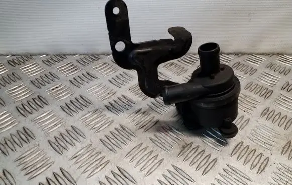 Audi A1 Electric auxiliary coolant/water pump 6R0965561A
