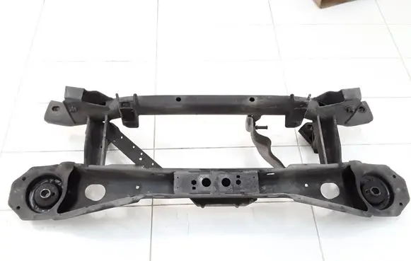 Volvo V50 Rear subframe 1452213 YV1MW754182388268 30714071